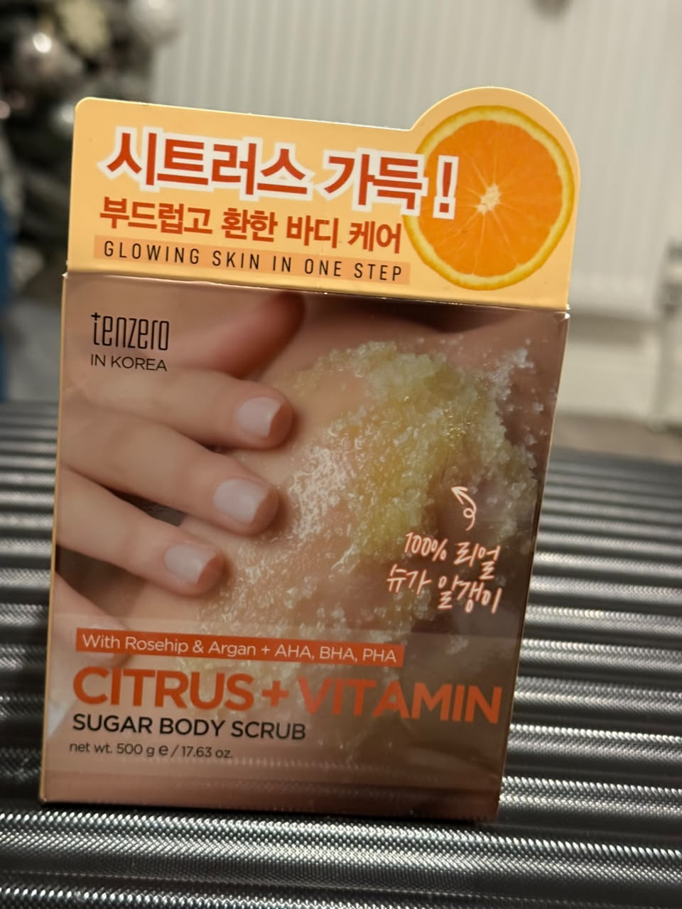 Tenzero Citrus + Vitamin Sugar Body Scrub Beauty product photo at Sylvia Glow House, Glowing skin in one step, for Rough skin, gallery view 2